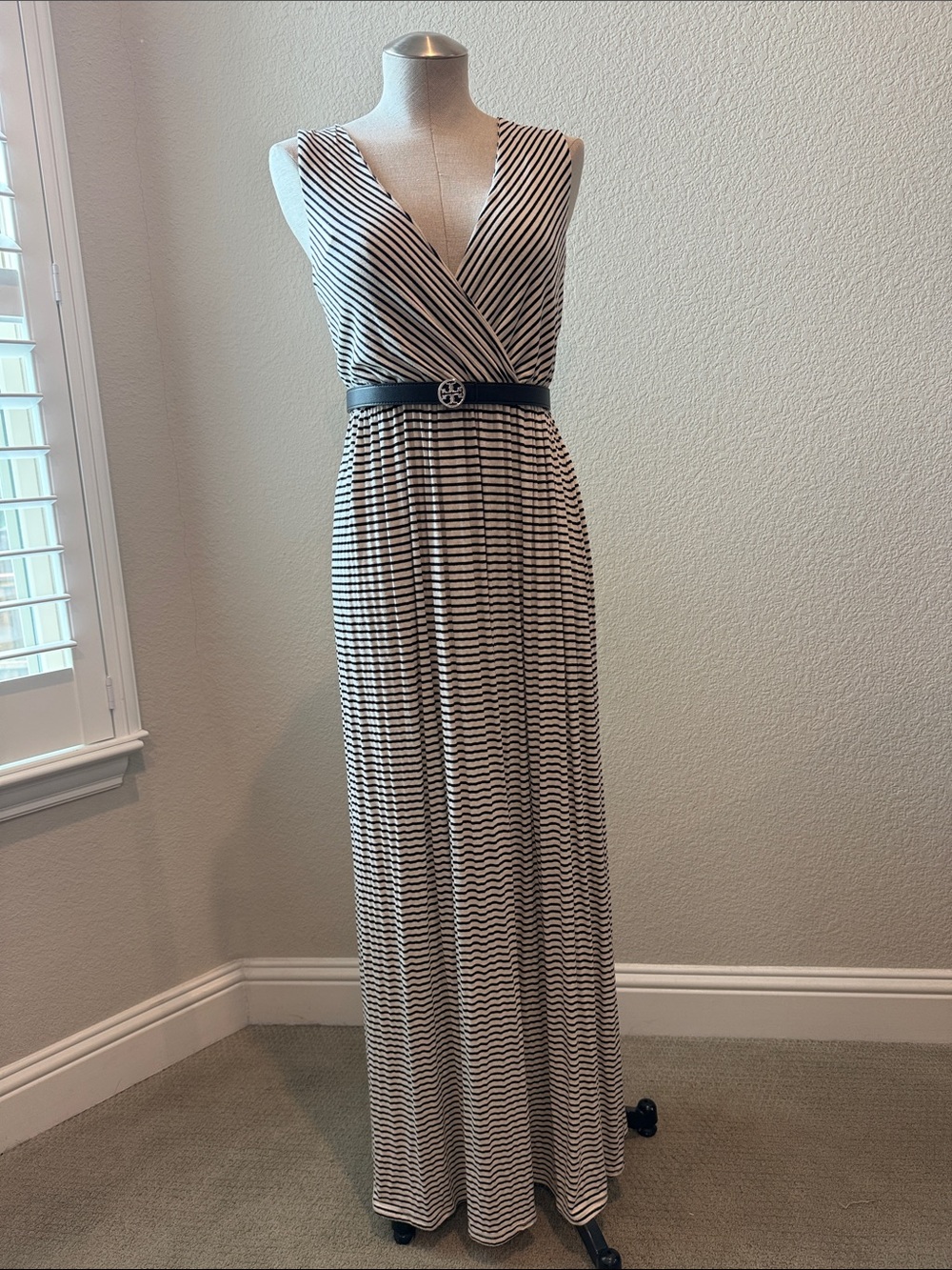 Striped V-Neck Sleeveless Maxi Dress - Black & White